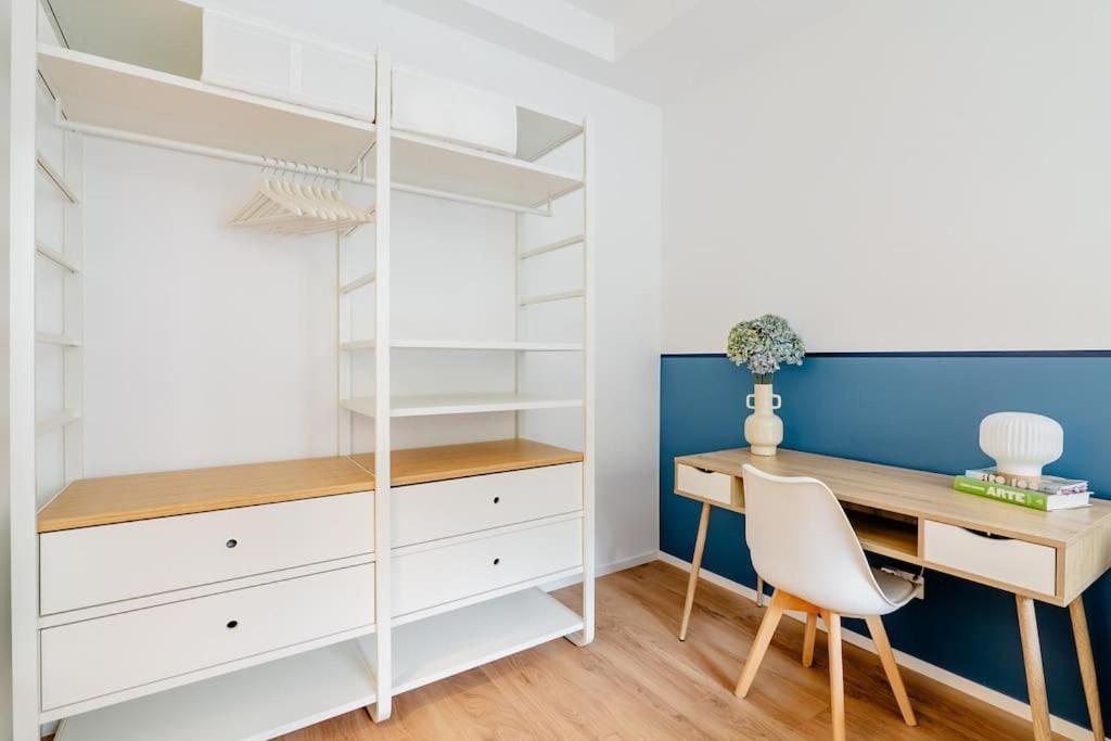 Luxury 1 Bedroom Apartment, Close To San Siro, Fiera And 10 Min Metro To Duomo Mediolan Zewnętrze zdjęcie