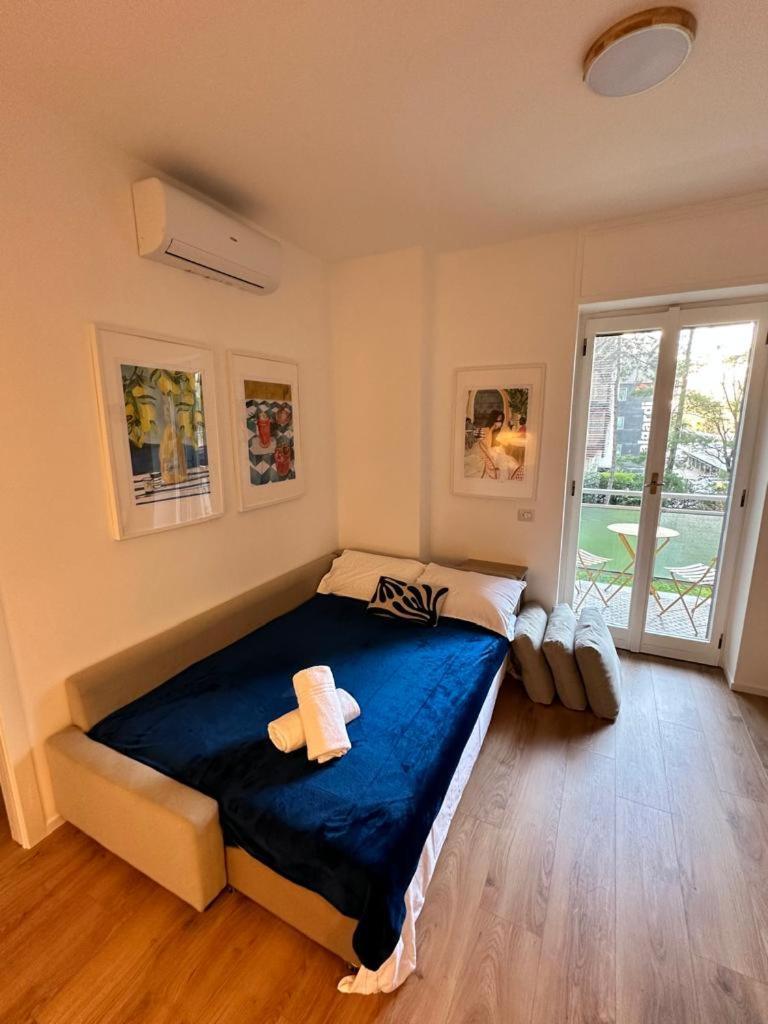 Luxury 1 Bedroom Apartment, Close To San Siro, Fiera And 10 Min Metro To Duomo Mediolan Zewnętrze zdjęcie